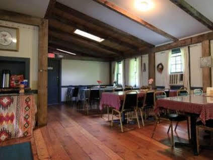 Ladd Brook Inn Pownal Exterior foto